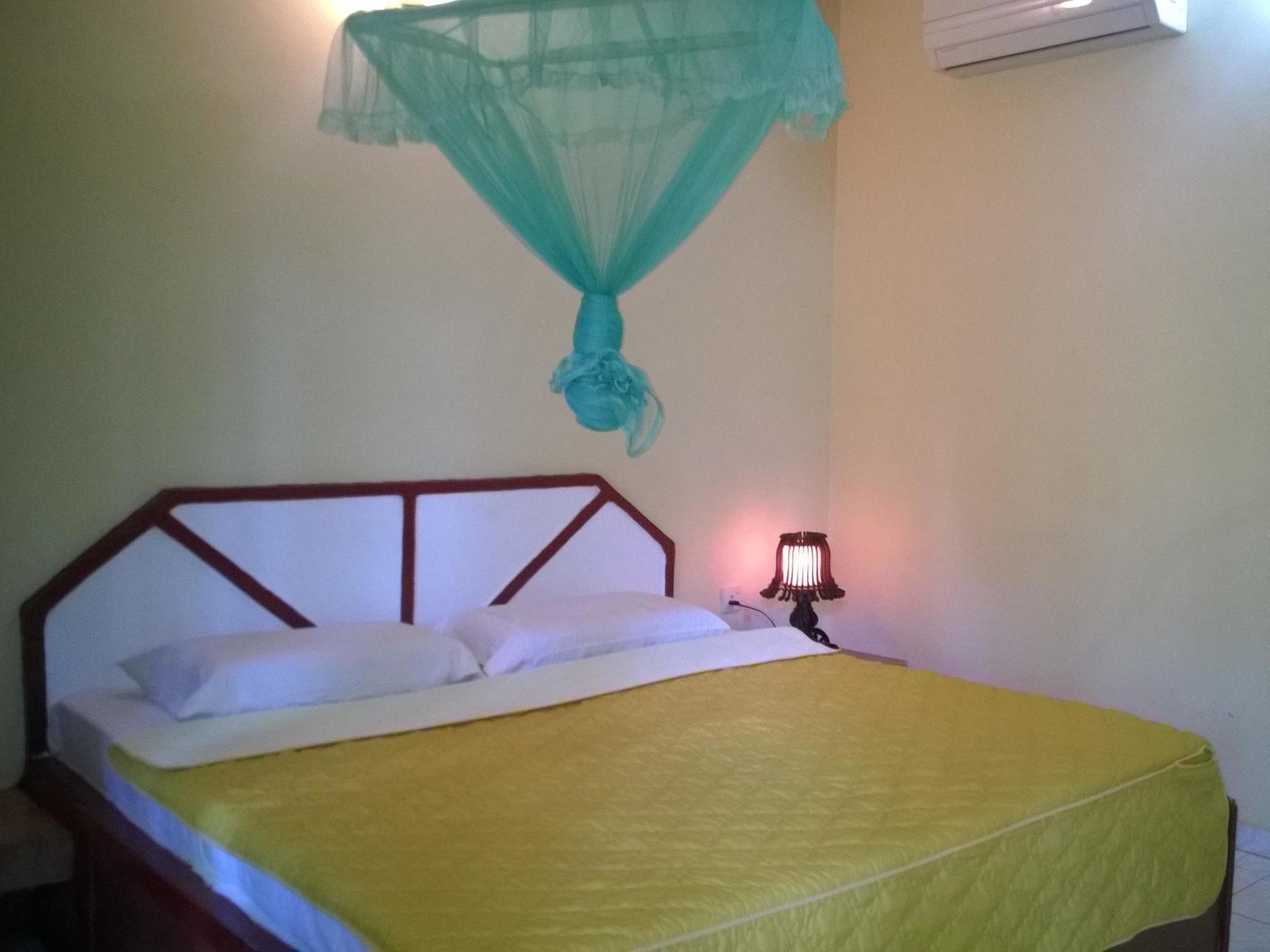 Sigiri Holiday Inn Inamaluwa Екстериор снимка
