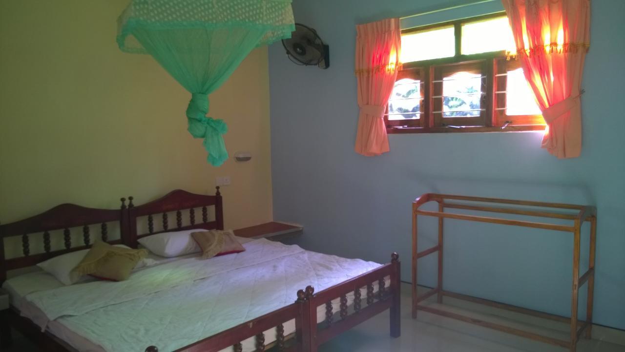Sigiri Holiday Inn Inamaluwa Екстериор снимка