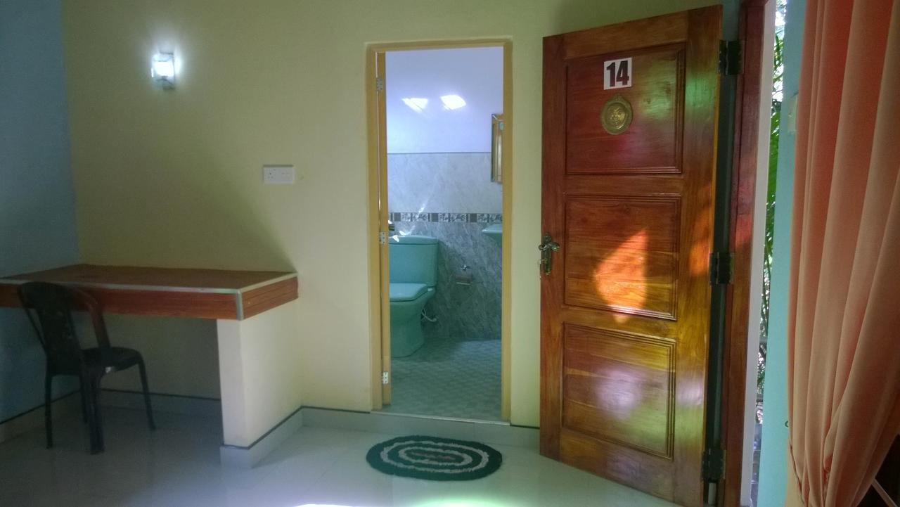 Sigiri Holiday Inn Inamaluwa Екстериор снимка