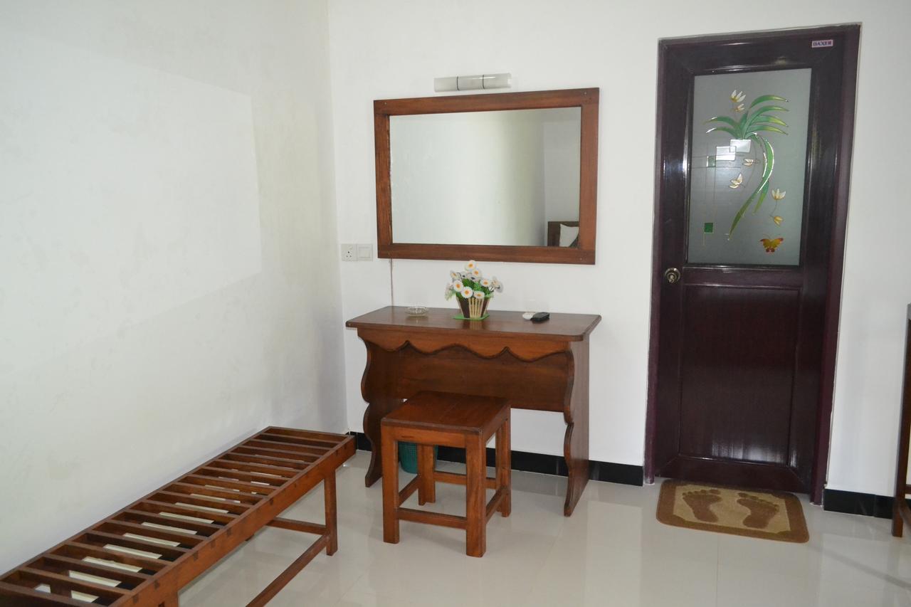Sigiri Holiday Inn Inamaluwa Стая снимка