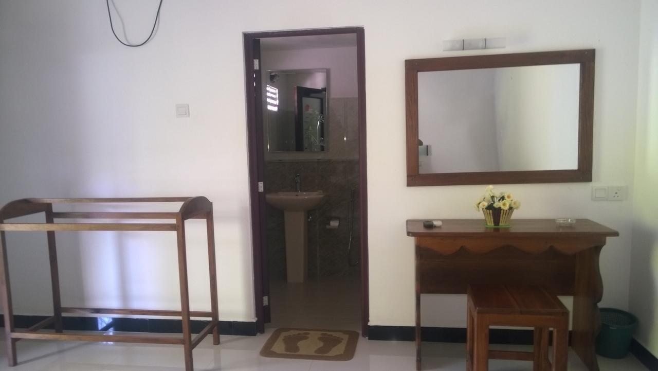 Sigiri Holiday Inn Inamaluwa Екстериор снимка
