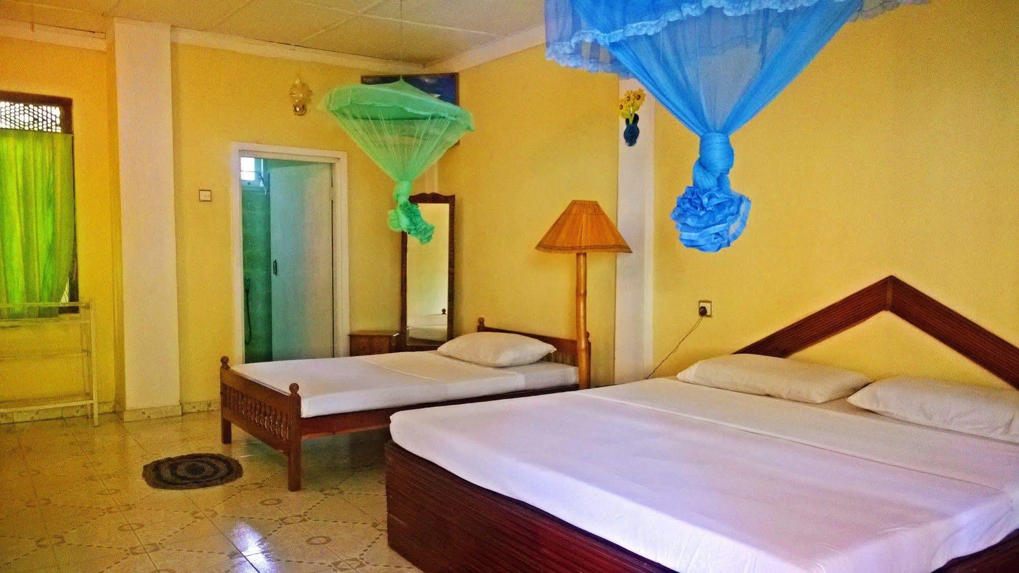 Sigiri Holiday Inn Inamaluwa Екстериор снимка